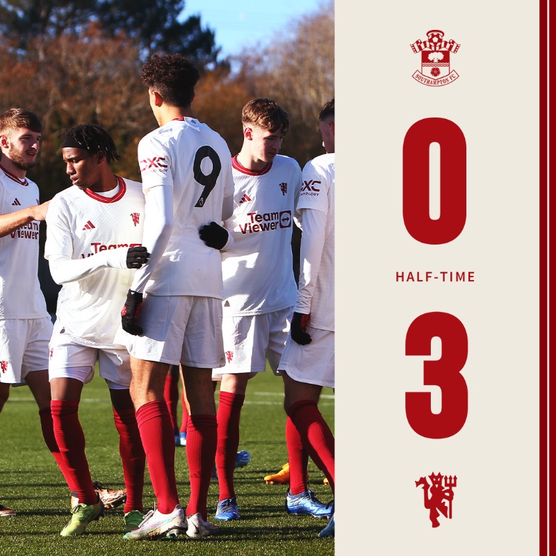 ManUtd's tweet photo. Our U18s lead at the break against Southampton thanks to a first-half hat-trick by Ethan Wheatley 💪 ⏸️

You can watch the game live on #MUTV ⤵️

#MUFC || #MUAcademy