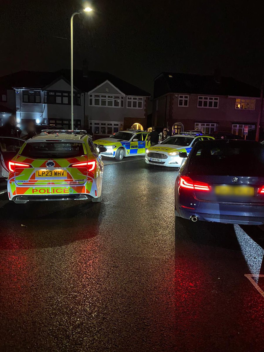 MPSSpecials's tweet image. Busy week #VCTFMSC working with @EPRoadsPolicing @EPDogs #HJTF @MPSHavering targeting theft of vehicles with many recovered &amp;amp; arrests made &amp;amp; last night pro-active patrols of @LambethMPS ended with tactics used on a stolen stolen 🏍️ rider had amount of Class A drugs #arrested