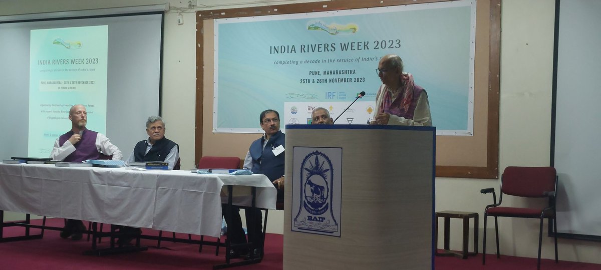 water_conflicts's tweet photo. @WUR @ShripadManthan @sidagarwal @IndiaRiverForum @Jeevitnadi @IndiaRiversWeek @JagdishKrishna8 @INTACHIndia The last but the most important speaker and chief guest Prof. Madhav Gadgil, giving his talk at #IndiaRiversWeek 2023 https://t.co/nUGmUElPXa