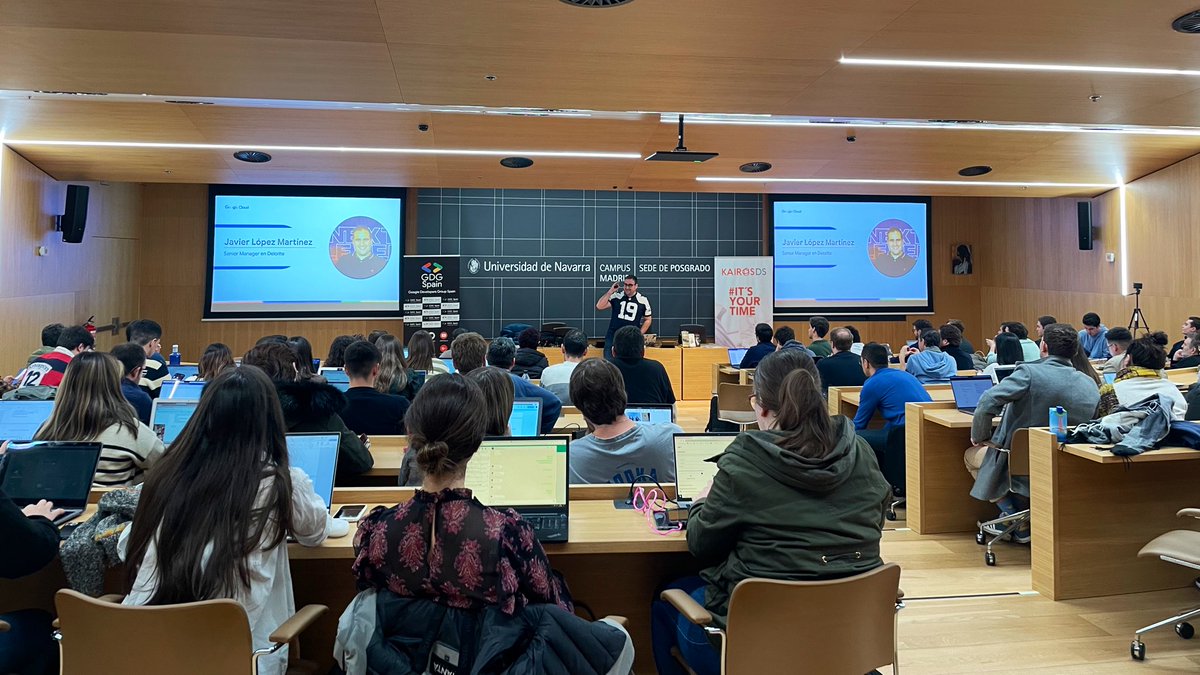 Carlos Azaustre 💻 (@carlosazaustre) on Twitter photo Turno de mega <a href="/javioreto/">javier lopez</a> GDE en Cloud para contarnos cómo usar GenAI en Google Cloud
#DevFest2023 Turno de mega <a href="/javioreto/">javier lopez</a> GDE en Cloud para contarnos cómo usar GenAI en Google Cloud
#DevFest2023