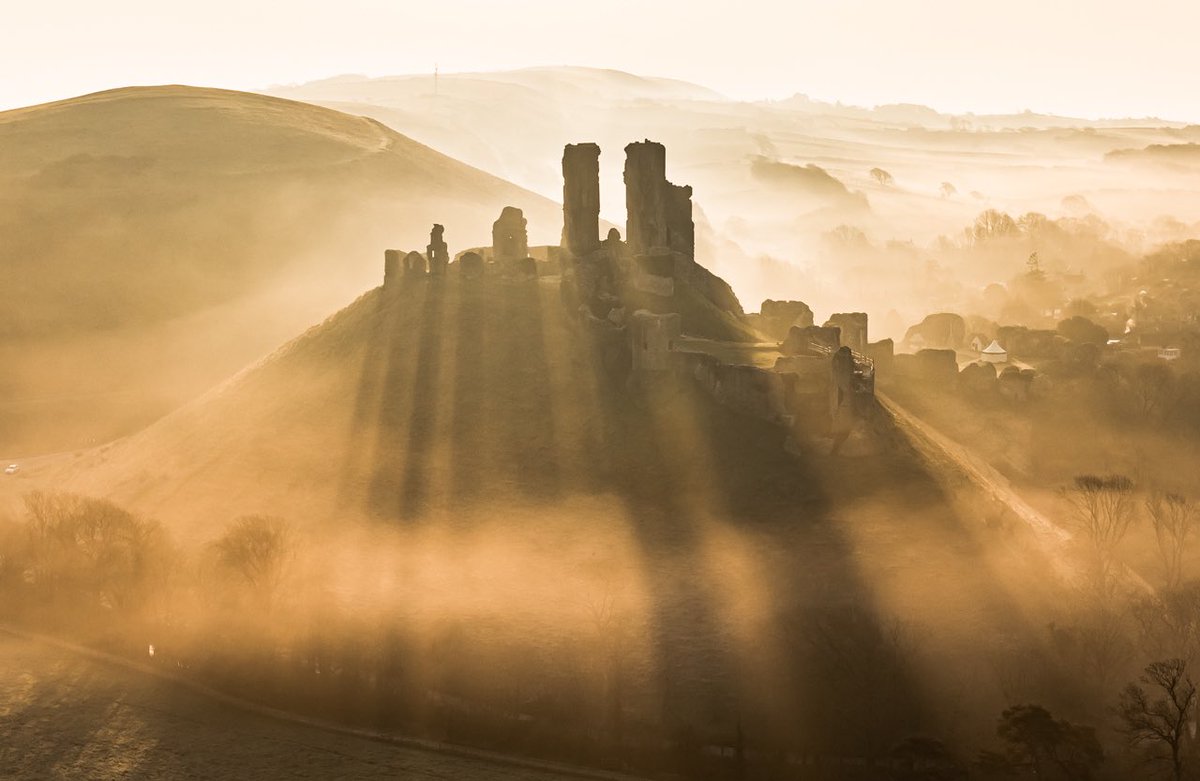 Left  ⬅️or ➡️ right