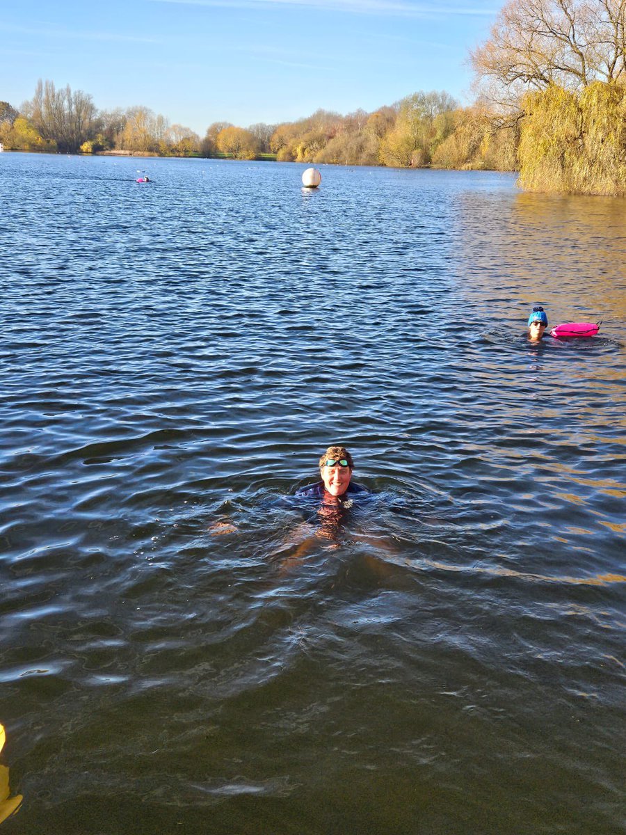 Early Saturday swim at colwick lake this morning to meet Louise who has, via her @Rushcliffe_PCN social prescriber, embraced wild swimming and boosted her mental health. Read Louise’s story in next week’s newsletter!