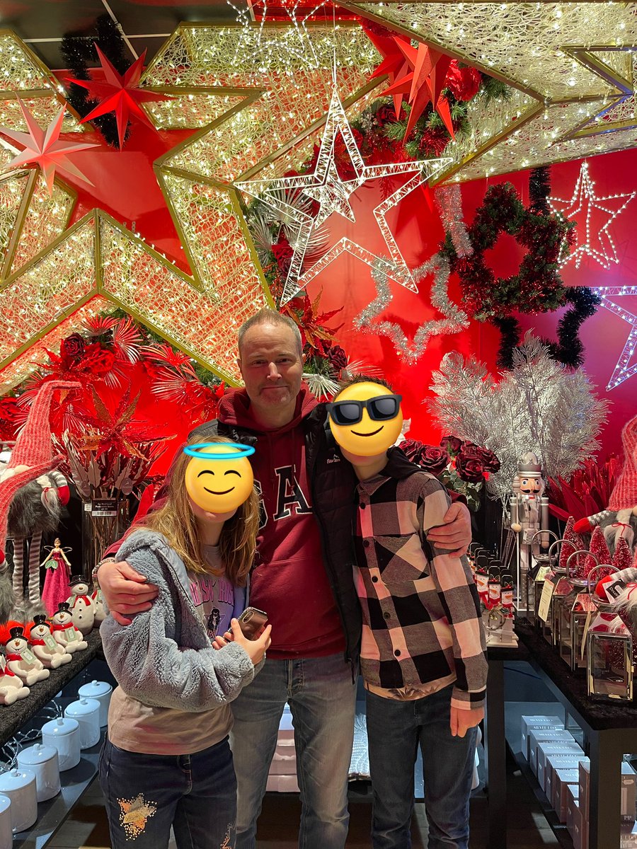 Getting in the festive spirit early. Lovely to have a relaxed day out with the kids, missus and mum in law.