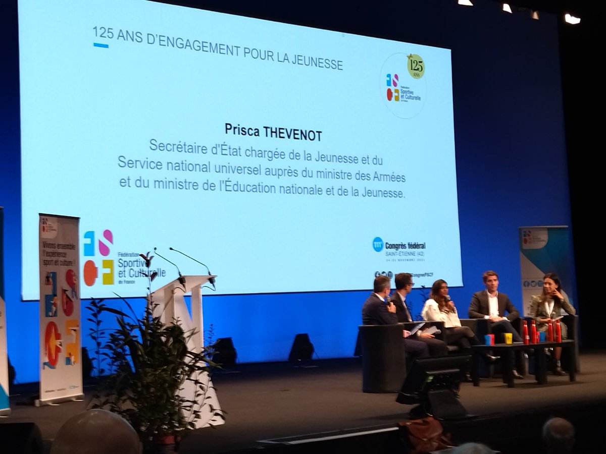HuguesAugier's tweet photo. #CongresFSCF en présence de @priscathevenot pour échanger autour de la #jeunesse et de l' engagement. Célébration à cette occasion de la 1000éme volontaire en Service Civique au sein d'une structure affiliée @laFSCF . @ServiceCivique @Sports_gouv @Jeunes_gouv @qbataillon https://t.co/q7Me7MNCTz