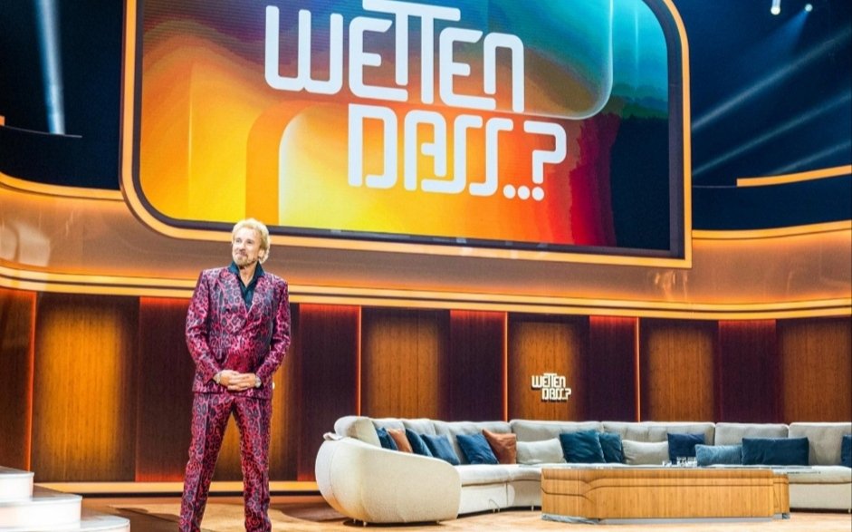 Einmal wird es noch geschaut🤗 #Wettendass #wettendaswars #wettendas #skijumpingfamily #Napoleon #srfarena #weekend #couching #saturday schaut's noch einer?? @BerryIzzy_ @Bluemaster1981 @lomita_welt @OnkelFussel @ParttimeInsane @Schlaftabletten @Shereesa_Online @KuczaDaniel