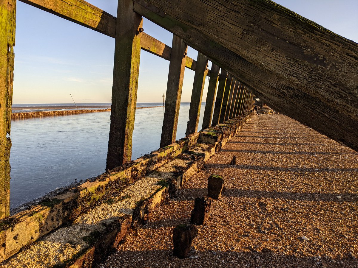 MarkGuy1's tweet photo. #WestBeachLittlehampton https://t.co/WWGV3XK3RU