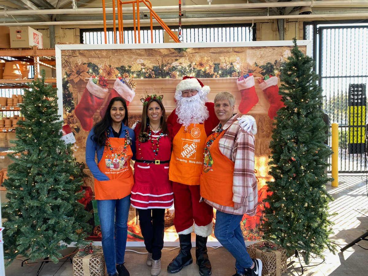 Marissa Sacro (@msacrothd) on Twitter photo Kids workshop at #6533 today! Our little builders are having a blast, and even Santa🎅 stopped by to help build their Christmas ornaments! <a href="/ventura1327/">Elisabeth Ventura</a> <a href="/cwhuerta/">Cwhuerta</a> <a href="/BRHD6/">BR_HD</a> <a href="/THDShawnJenkins/">Shawn Jenkins</a> <a href="/TristanG22/">Tristan Grady</a> <a href="/StephanieL1226/">Stephanie Lundquist</a> Kids workshop at #6533 today! Our little builders are having a blast, and even Santa🎅 stopped by to help build their Christmas ornaments! <a href="/ventura1327/">Elisabeth Ventura</a> <a href="/cwhuerta/">Cwhuerta</a> <a href="/BRHD6/">BR_HD</a> <a href="/THDShawnJenkins/">Shawn Jenkins</a> <a href="/TristanG22/">Tristan Grady</a> <a href="/StephanieL1226/">Stephanie Lundquist</a>