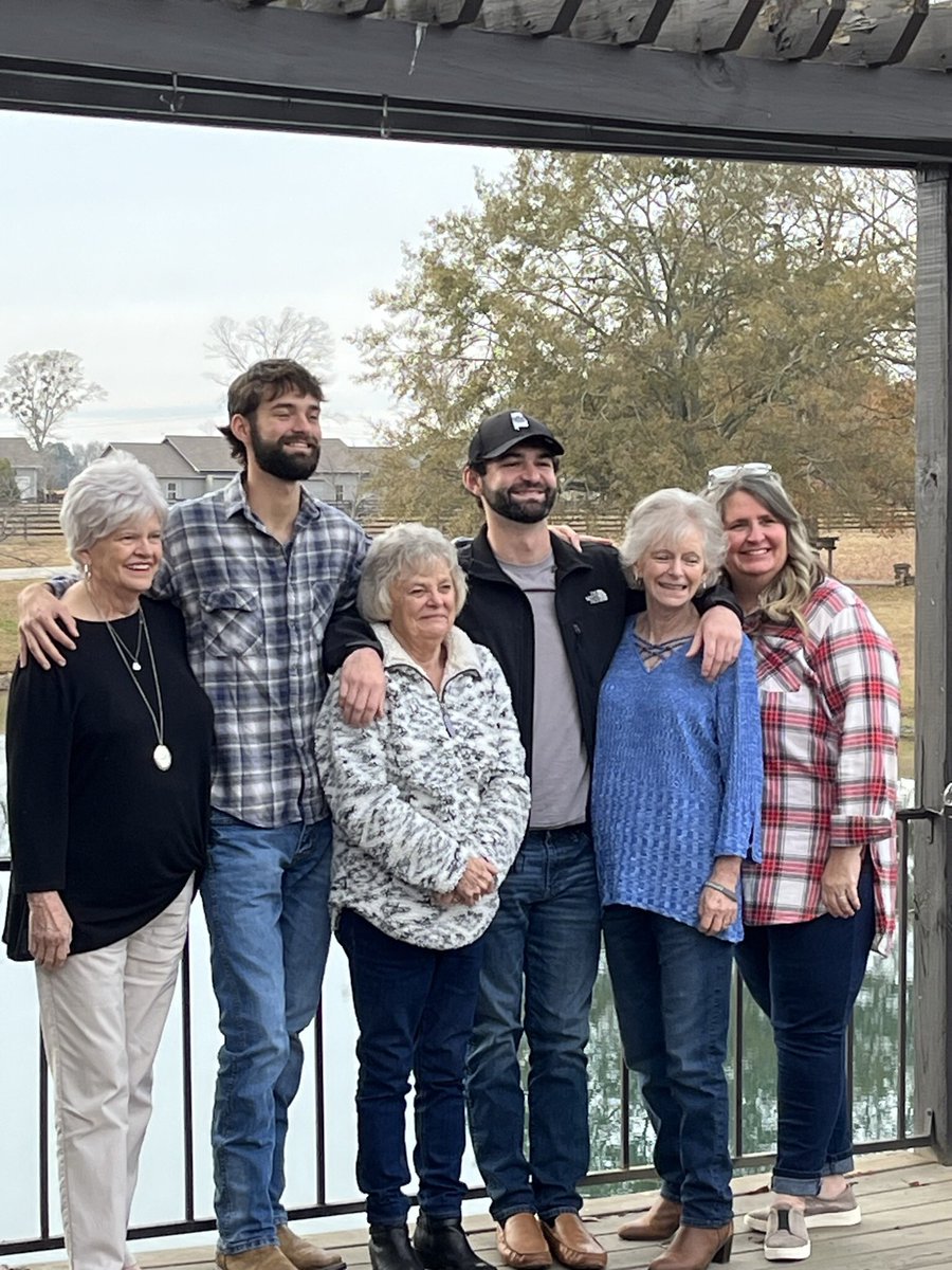 Dr. Chuck Yeager tweet media