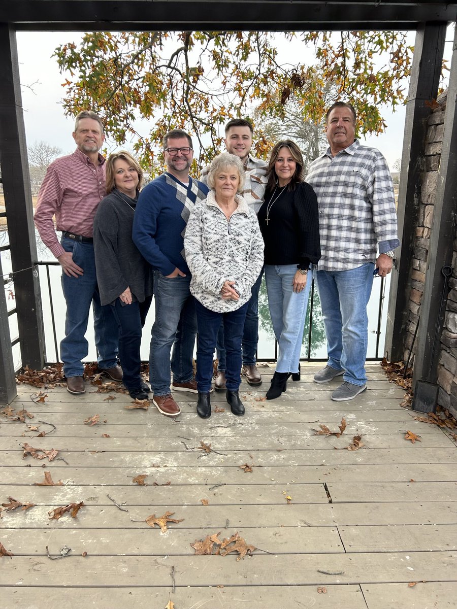 Dr. Chuck Yeager tweet media