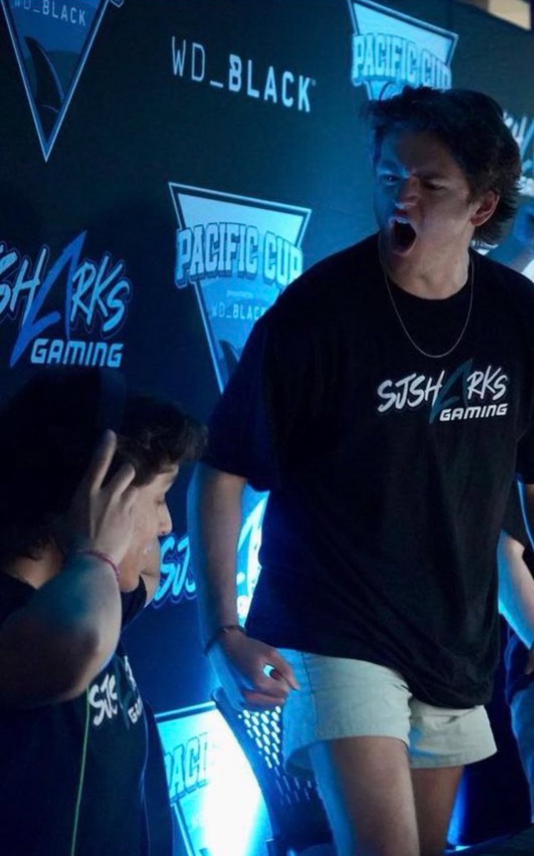 Scary Hours tweet media