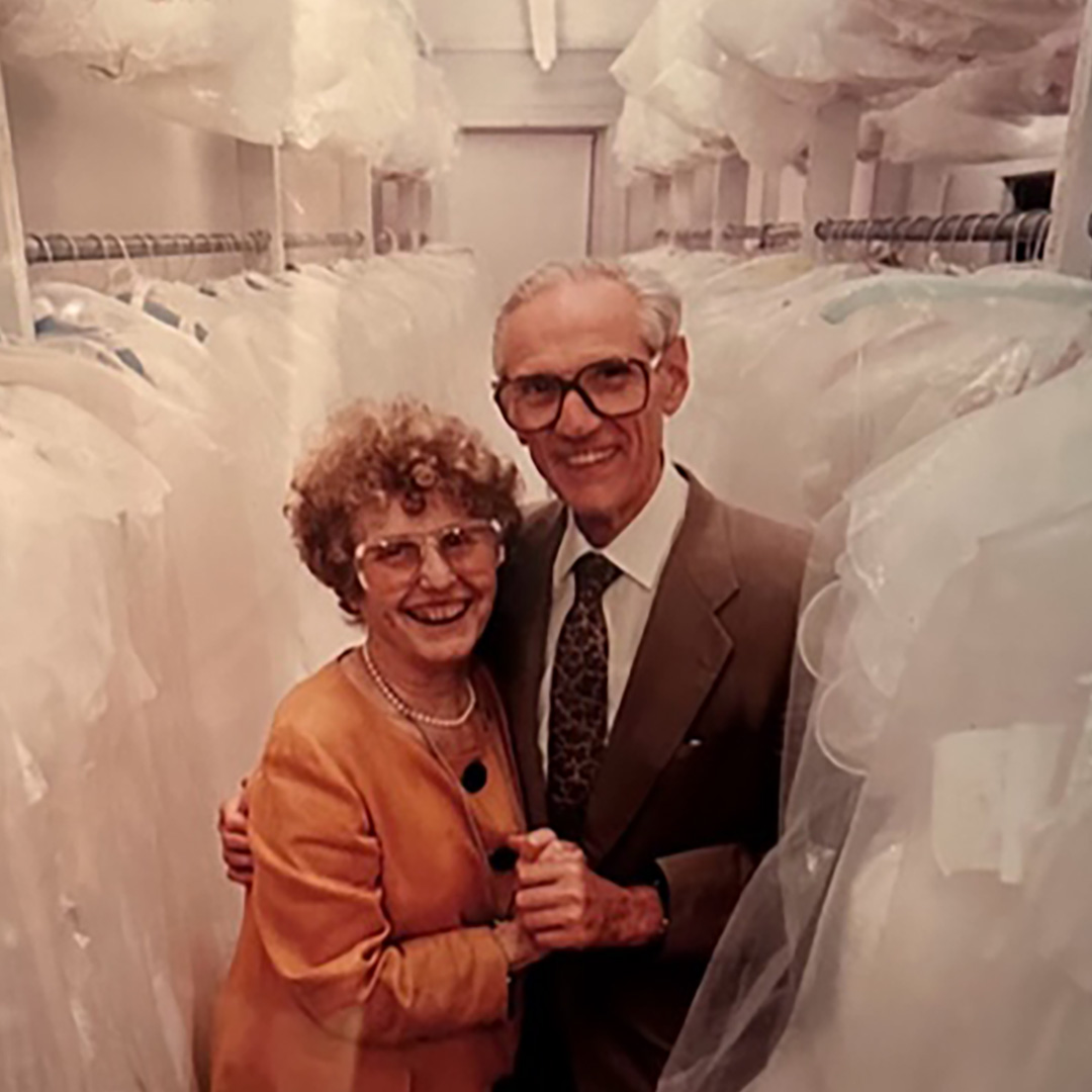 Doyle Auctioneers & Appraisers tweet media