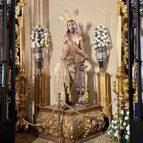 azotesycolumna's tweet photo. Nuestro Sagrado Titular ya se encuentra a los pies de su capilla, expuesto para la Solemnidad de Jesucristo Rey del Universo https://t.co/6jVhySvGjh