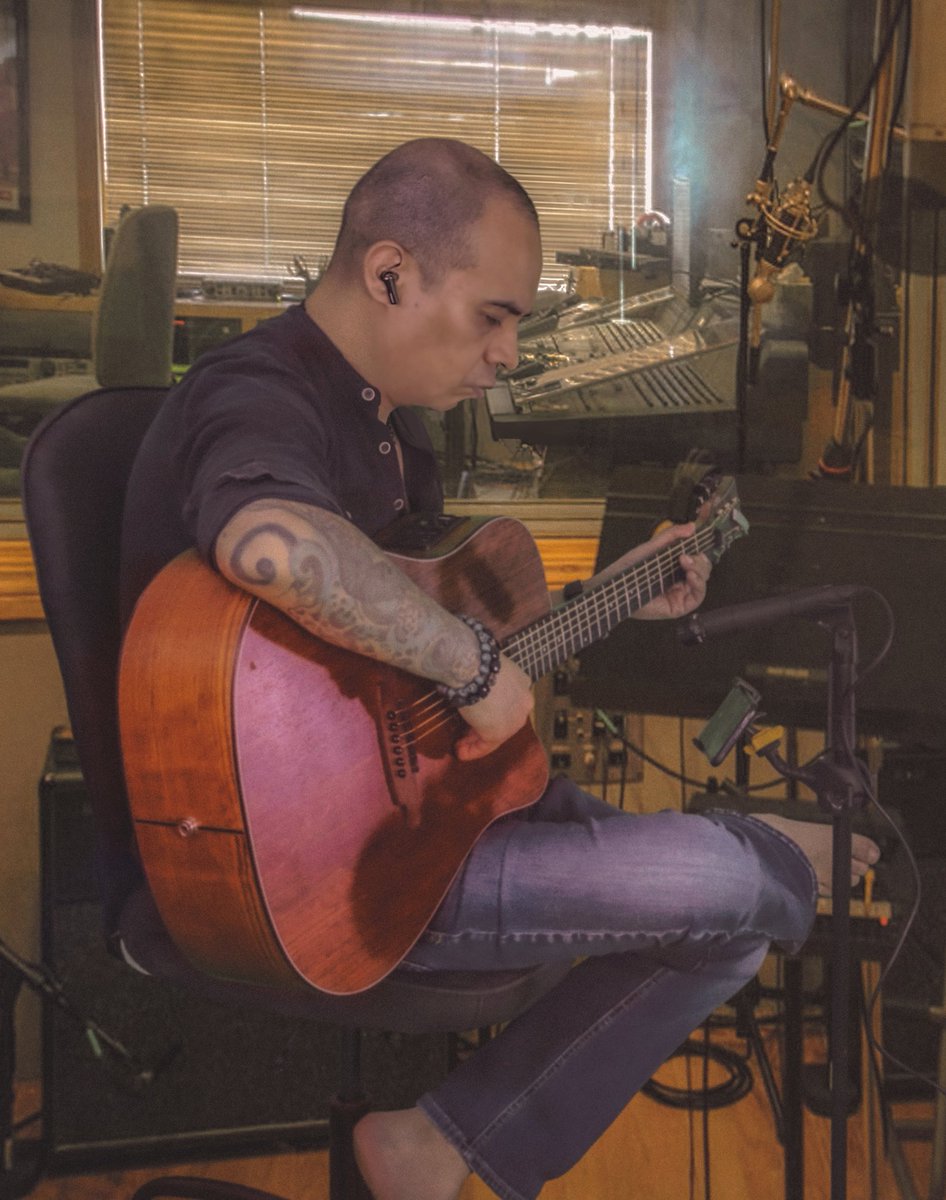 🌱 Estoy muy emocionado de compartir con ustedes un nuevo capítulo en nuestro viaje por este marvilloso mundo.
Actualmente, estoy inmerso en el apasionante proceso de grabación de un nuevo disco llamado 'Seed'.
hernanergueta.com 

#seedmusic #hernanergueta