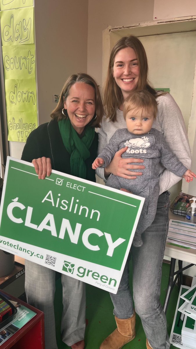 Had  the pleasure of meeting Michelle (and the adorable Violet) from the  Ontario Association of Childhood Educators. Your dedication to early  childhood education is truly inspiring! 💚📚

 #EarlyEducation #CommunityConnections #kitchener #voteclancy2023