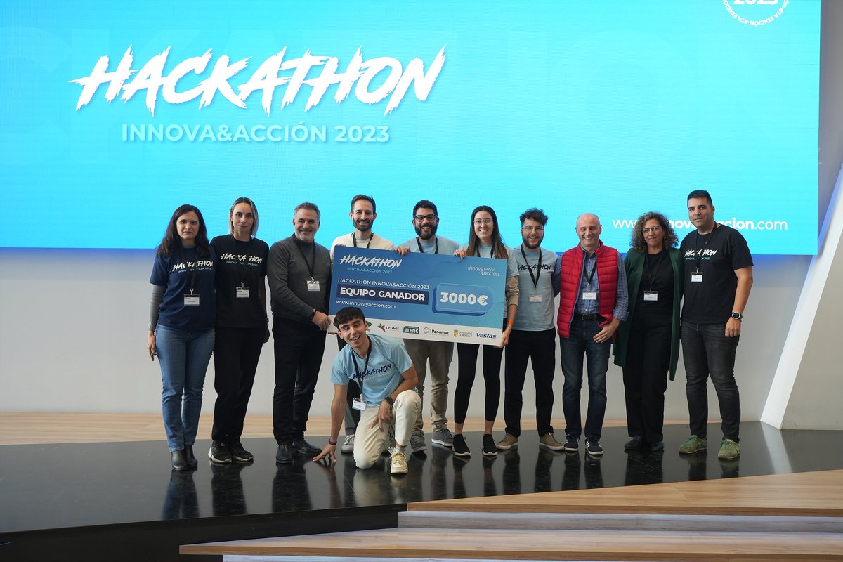itene's tweet photo. ¡Enhorabuena 👏  al equipo Júcar, que ha ganado la #HackathonInnova2023 con el reto planteado por @itene sobre el vehículo autónomo y el reparto de mercancías! ¡Gracias también por la excelente organización a @innovayaccion! #ITENEtalent https://t.co/bGVYiZH5i9