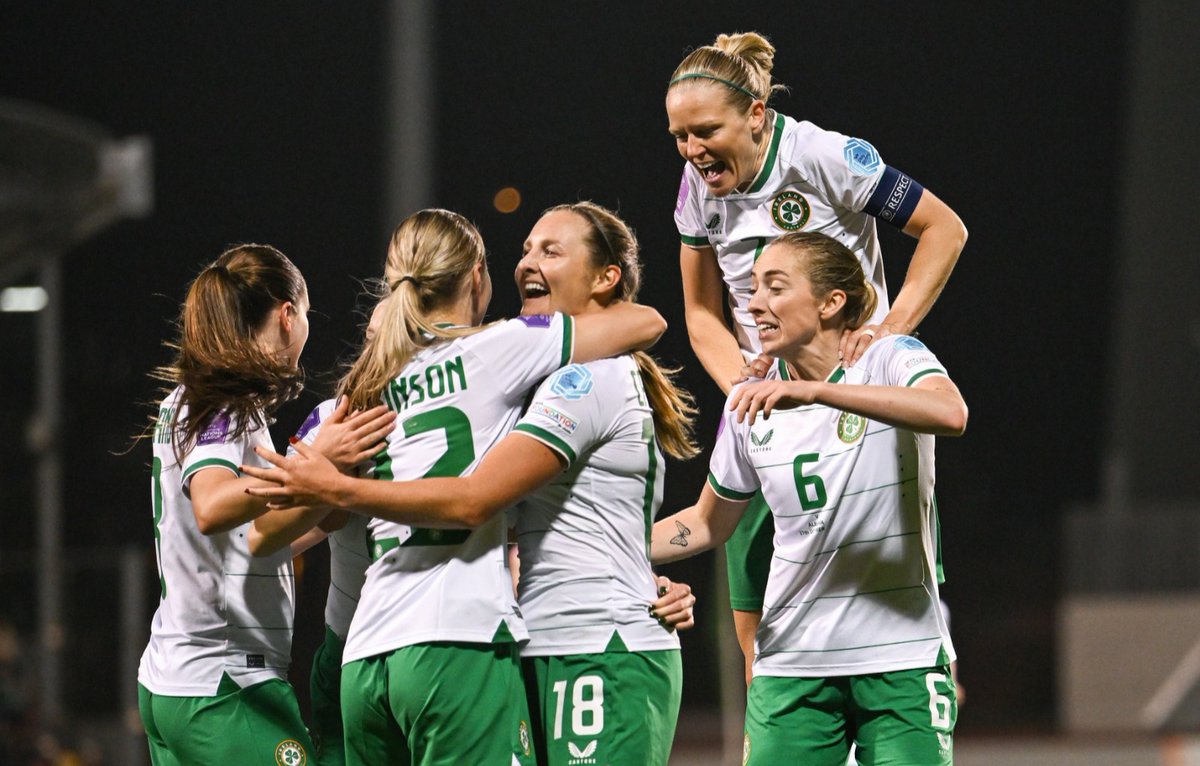 Cadbury Ireland tweet media