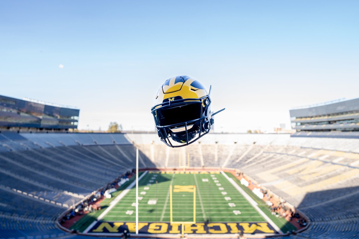 UMichFootball's tweet image. The best helmet in the best stadium.

#GoBlue