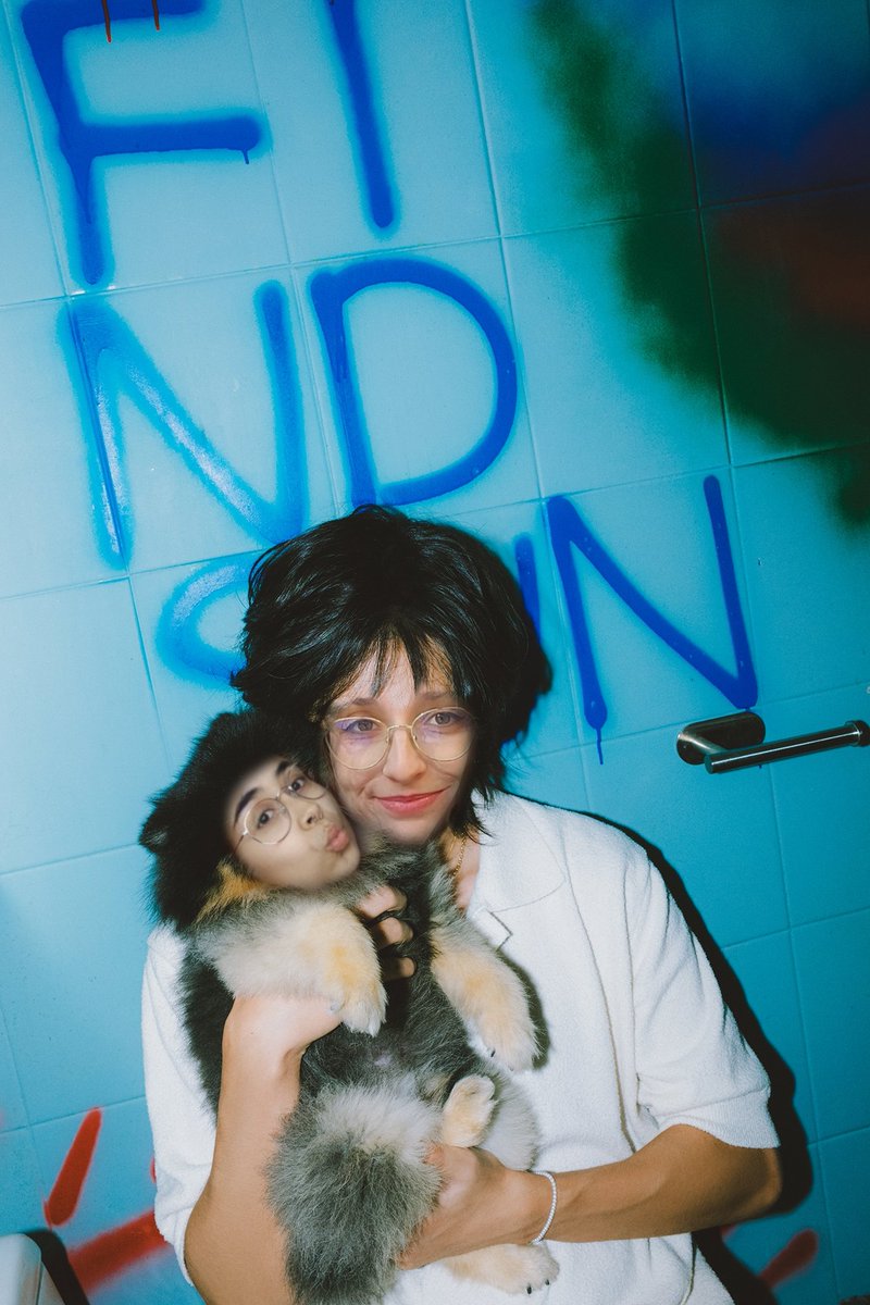larullen's tweet photo. V 'Layover' Photo 25 (deluxe version)
@isanarmy #ISAsd #ISASelcaDay #ISADAY
happy birthday 😜🥰🤩🐶 https://t.co/EHcQviI5WM