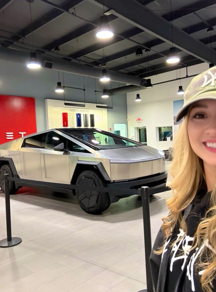 Could you imagine waking up to the Cybertruck each morning