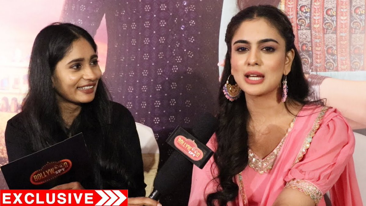 BollySpy's tweet photo. #IkkKudiPunjabDi | #TanishaMehta Talks About Her Character, #AvineshRekhi, Story & More | Exclusive
Journalist : @ArshiSiddique4
#HeerAurRanjha #ZeeTv #IKPD
Watch Video - https://t.co/OeJ1uVpM4u https://t.co/dB0LuIILf4