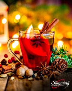 Amiemcgjohn's tweet photo. Think pink (fizz) this xmas! Our lighter mulled wine (serves eight) is so easy: 750ml rosé Prosecco 🍾 into a large pan with 300ml water, 1 lvl tbsp sweetener, one cinnamon stick,3 cloves and 10 cardamom pods bashed with a knife. Heat very gently for five minutes, then serve https://t.co/gpg2ULHKWd
