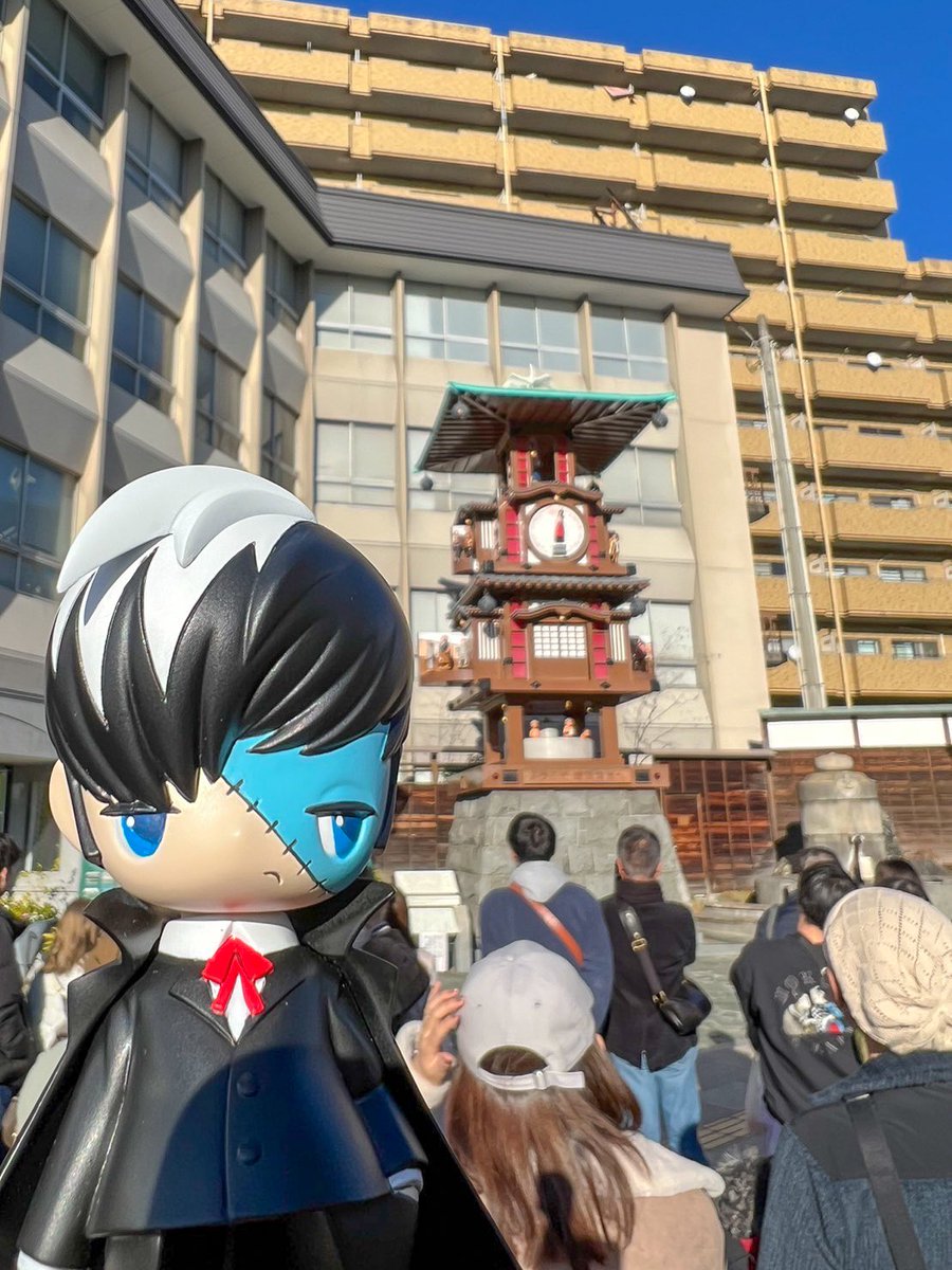 妻子を迎えに愛媛に来たついでに道後温泉に遊びに！
猫カフェから美味しいスイーツから定番コースで娘も喜んでました。
旅のお供はもちろんブラックジャック！

#KAIJIN #kaijintoy