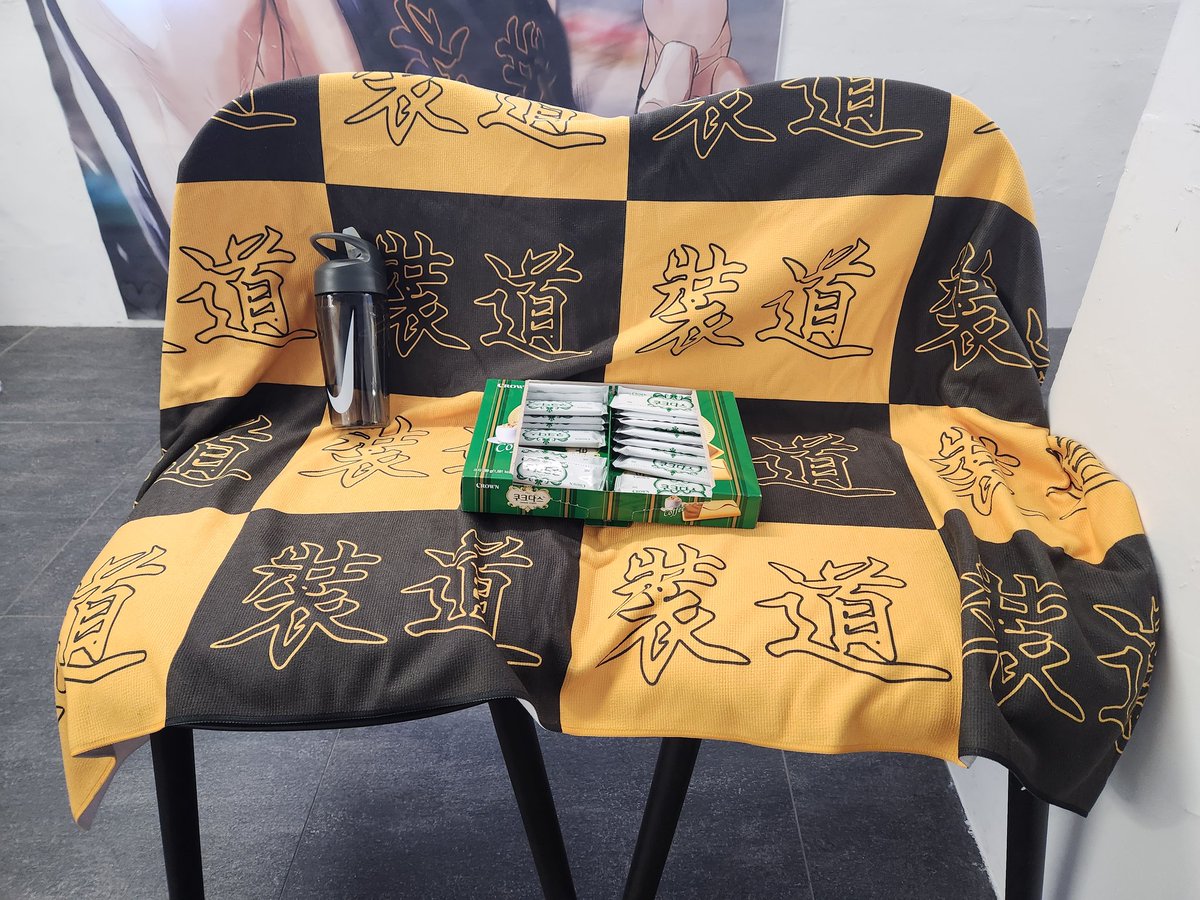 갑상어 tweet media