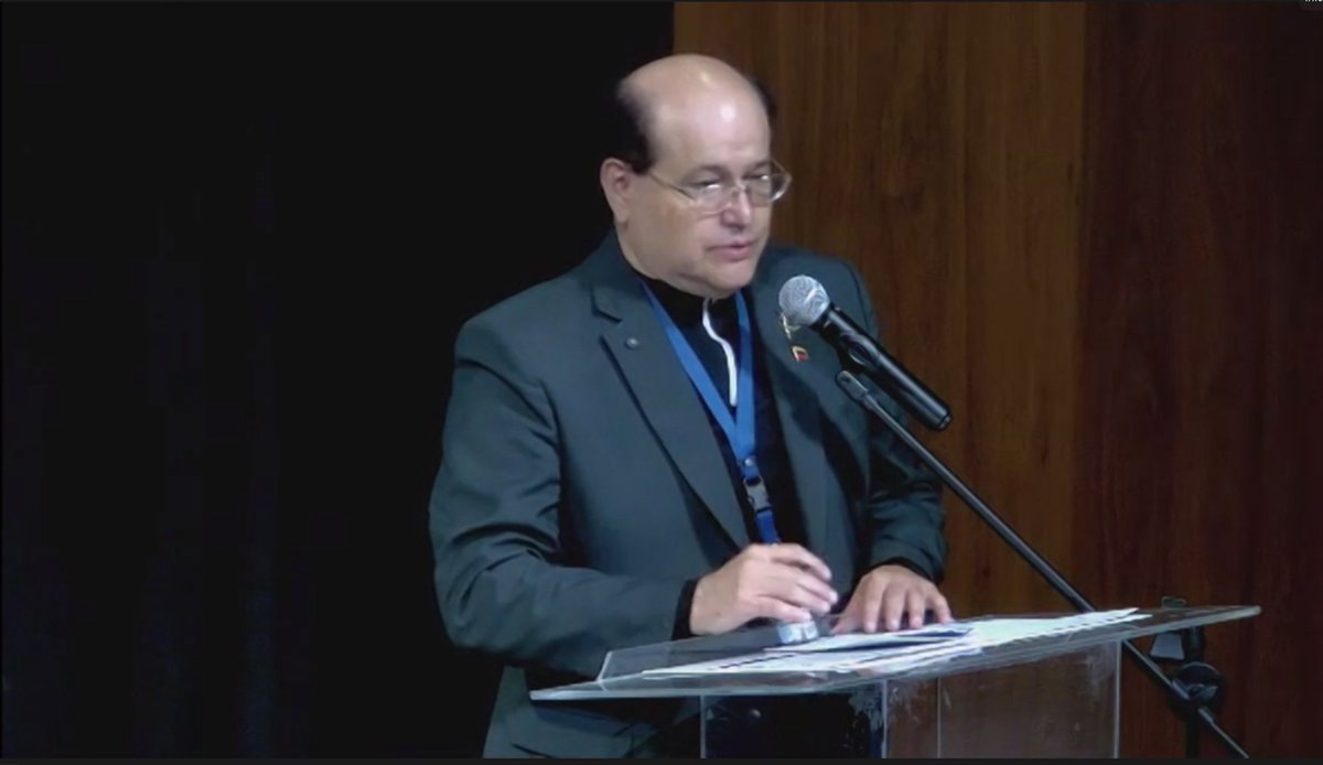 Intervención del Ing Leonardo Mata, CEO de la empresa <a href="/datalaing/">#HablemosBIM - BIM Ve Community</a> 
Instalación y<a href="/BIMAcademyES/">BIM Academy</a> Instalación y Bienvenida al Evento #HablemosBIM 2023 

<a href="/CIVoficial/">Colegio de Ingenieros de Venezuela</a>
<a href="/CVConstruccion/">CVConstrucción</a> 
@BIMAcademyES