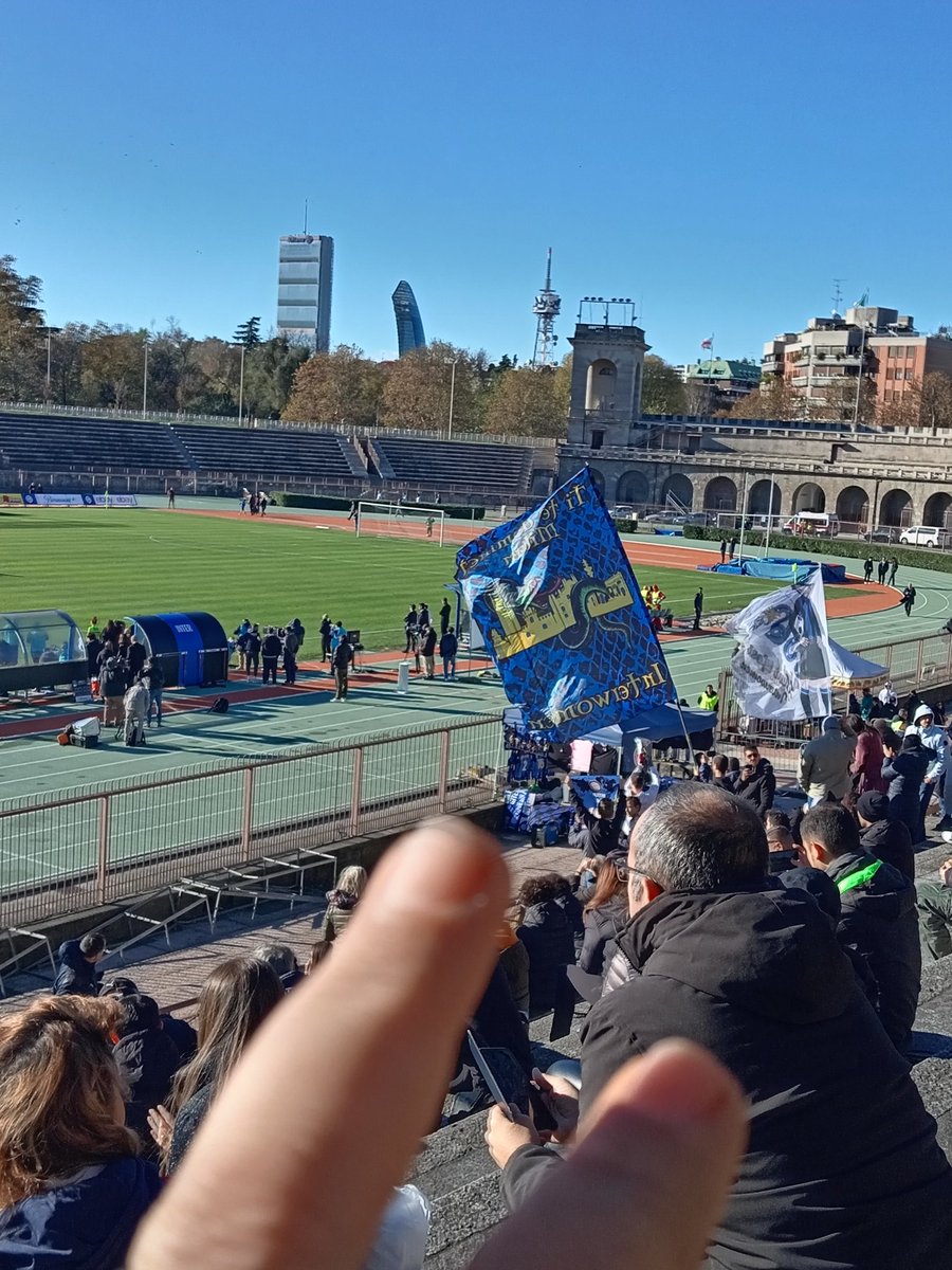 DMgianfranco73's tweet photo. #interwoman Il Derby e'sempre il derby.... 🖤💙👍
#intermilan https://t.co/NnzL9xtL9V