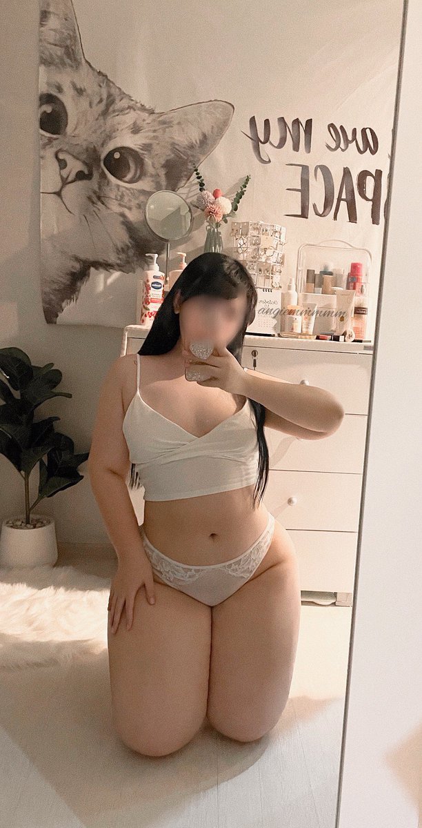 angiemmmmm's tweet photo. 𝘞𝘩𝘢𝘵’𝘴 𝘯𝘦𝘸 𝘣𝘢𝘣𝘺🤔 https://t.co/ZksMSUcHea