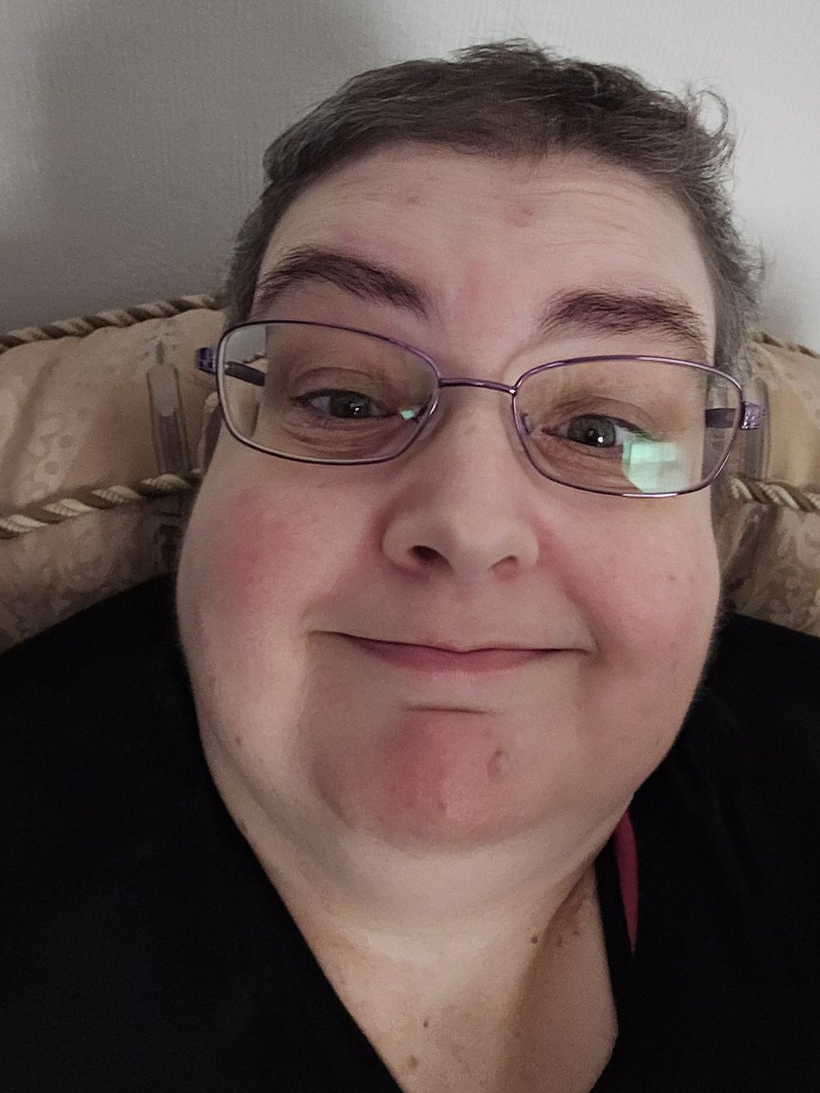 helemarleyIM's tweet photo. Tabetas done π I did punches, revised squats cos of my knee, twists and wall presses. 45 mins legs r like jelly arms r lead and I feel like I could scran half of the fridge but I'm gonna enjoy my tin of baked beans n sausages with brown toast n strong Yorkshire tea #happylass https://t.co/Y4yOBuXChL