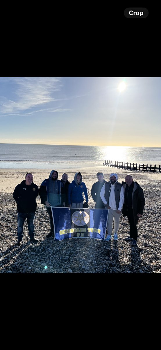 The (not so massive) have arrived! <a href="/SevenoaksTownFC/">Sevenoaks Town FC</a>  🔵⚫️ Just awaiting 3 points!