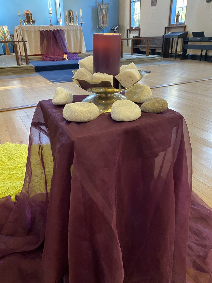 CowleyTeam's tweet photo. Such a joy to welcome @stfrancisce children for their Advent Prayer Spaces this week @ODSTschools @oxforddiocese #contemplative #compassionate #courageous https://t.co/sF1BoI7C19