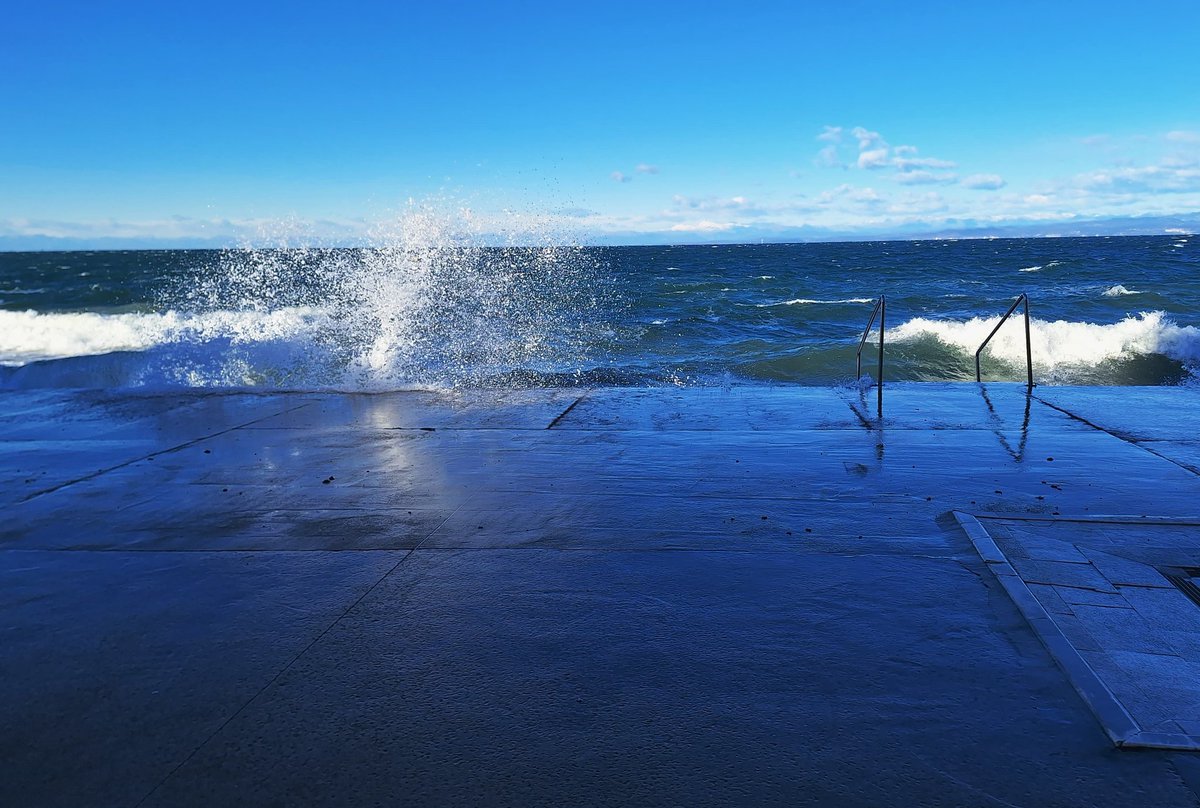 MatjazDerin's tweet image. Morje in sence 🌊 #Piran #Punta #Istra #Slovenija