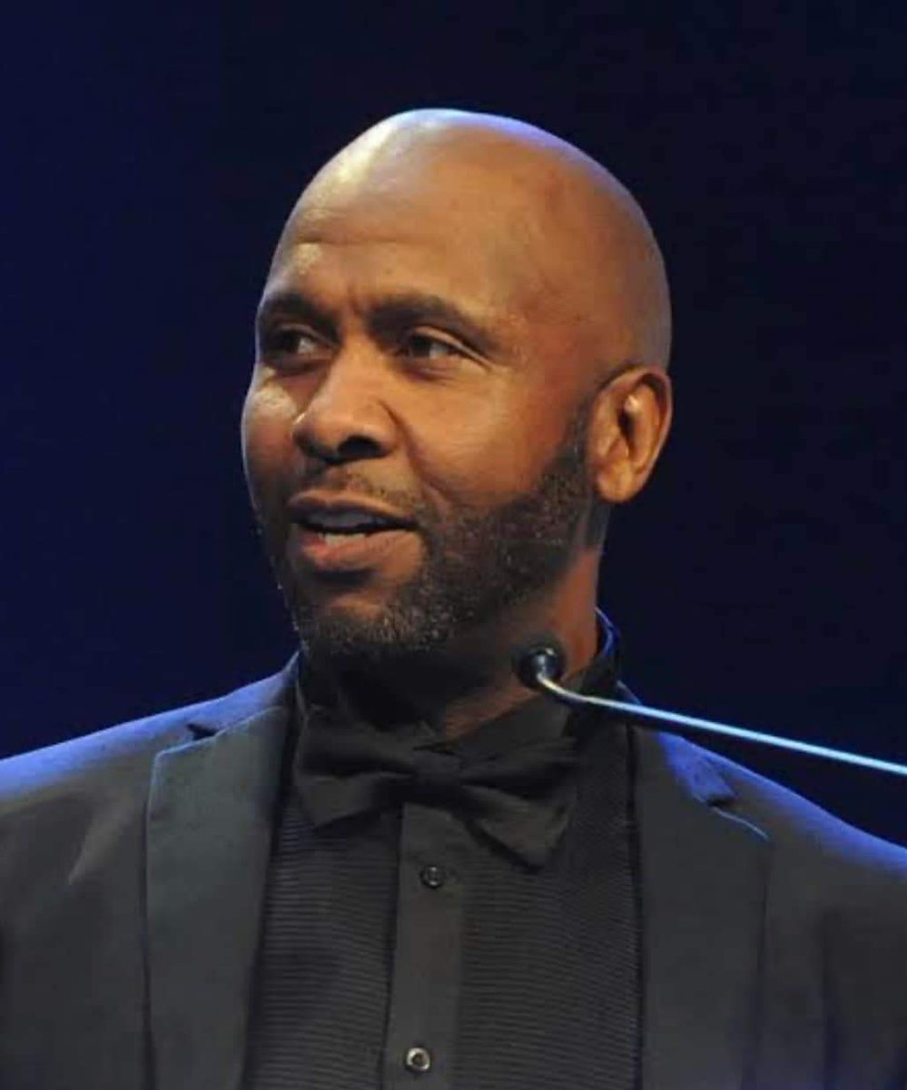 PRESIDENT <a href="/LucasRadebe/">Lucas Radebe</a>  the Country needs you. PHAKAMA Rhoooo