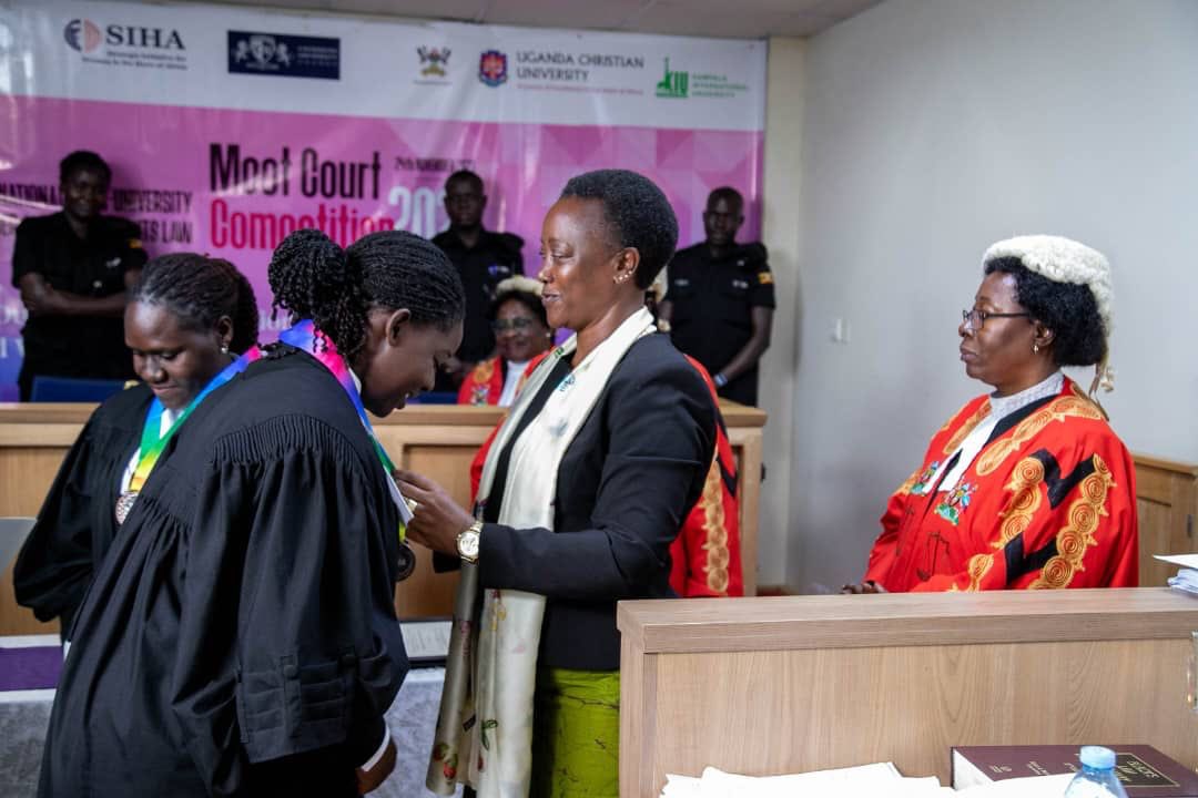 Congratulations to @MakerereLaw students Peter, Hilda and Grace on winning the inaugural FIDA moot overall and in best memories and best orator categories. Thank you for raising the Makerere flag high.