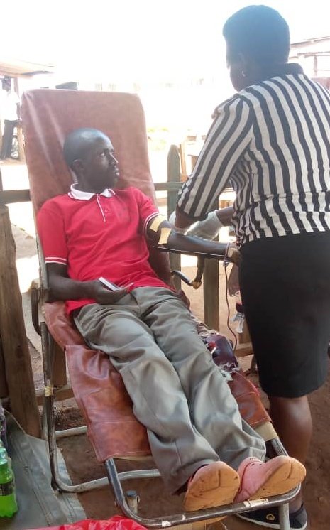 Team Fortportal  - blood donation sessions in conjunction with <a href="/RotaryFellowsUG/">Rotary International Fellowships D9213</a> 
Let's roll our sleeves and donate blood. 
#BloodMatters
#BloodSavesLives 
<a href="/ubtsug1/">Uganda Blood Transfusion Service (UBTS)</a> <a href="/MinofHealthUG/">Ministry of Health- Uganda</a>