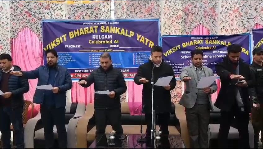 #ViksitBharatSankalpYatra starts in Kulgam district of Kashmir province.

Pics: Khursheed Padroo, PTC