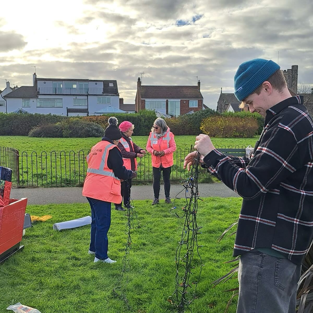 WVinBloom's tweet photo. The team were out in full force this morning preparing for our "Winter Wonderland Christmas Light Switch On" tomorrow Sunday 26th November from 4pm onwards...

Do pop along to see the display, we have refreshments too. 

Remember to wrap up warm and let us know if you’re coming! https://t.co/Ay4xWy2VVu