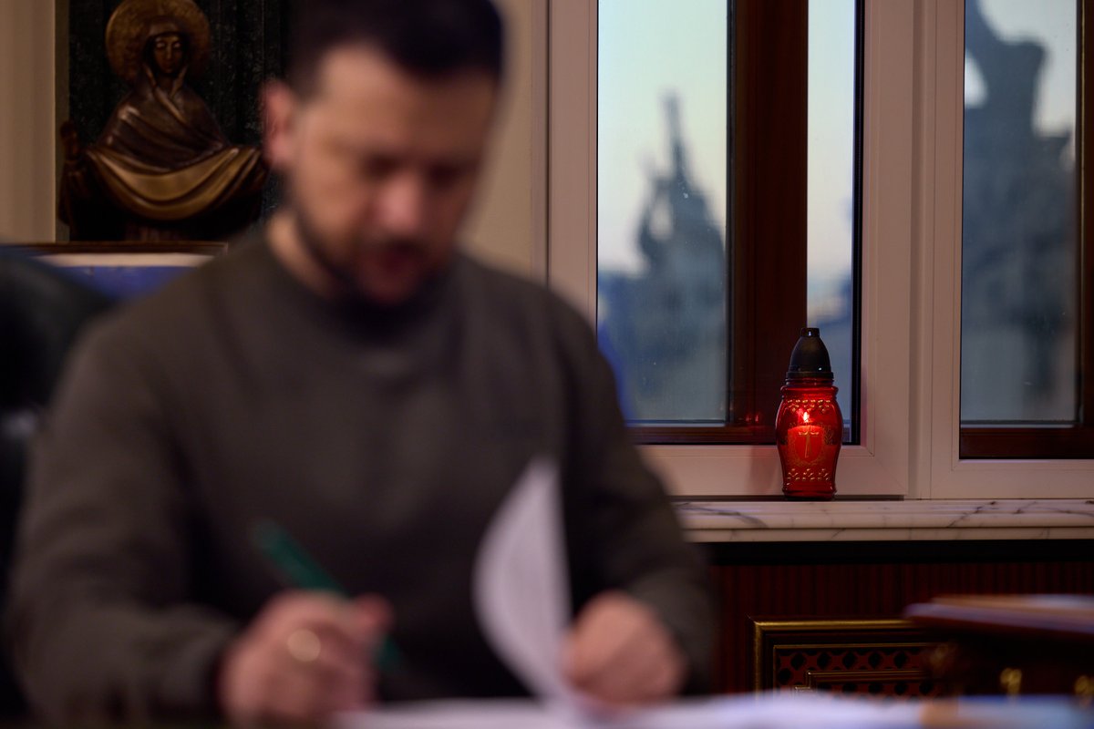 ZelenskyyUa's tweet photo. Every year on the fourth Saturday of November, at 4 p.m., we light a candle in commemoration of those who were killed during the Holodomor genocide.

I urge everyone who can and everyone who supports Ukraine around the world to light a candle today.

May our unity today and every day preserve the truth about everything Ukraine has been through, and may our people and country always be protected from Russian evil.