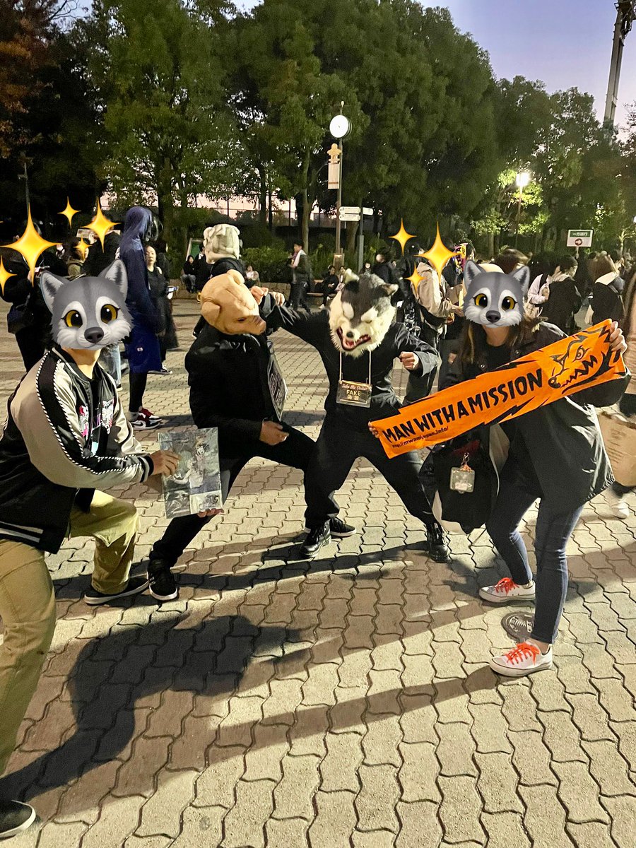 go_ones_way's tweet photo. ライブもワチャワチャも本当に楽しく、充実した2daysでした!
一緒に遊んでいただいた方々、ありがとうございます😊💕
皆さん写真も送っていただきありがとうございました!🙏✨
これからも仲良くしていただけると嬉しいです🙌🎶
#マンウィズ
#MWAM
#MWAM_WOP
#MWAM_WORLDTOUR
#城ホ
#偽狼
#FAKEHEAD https://t.co/zAMxI0eVYV