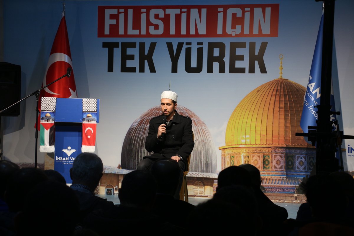 insanvakfi's tweet photo. "Filistin için Tek Yürek" açılış programımız Kur'an-ı Kerim Tilaveti ile başladı.
#FilistineUmutOl https://t.co/FRu0JCIuc2