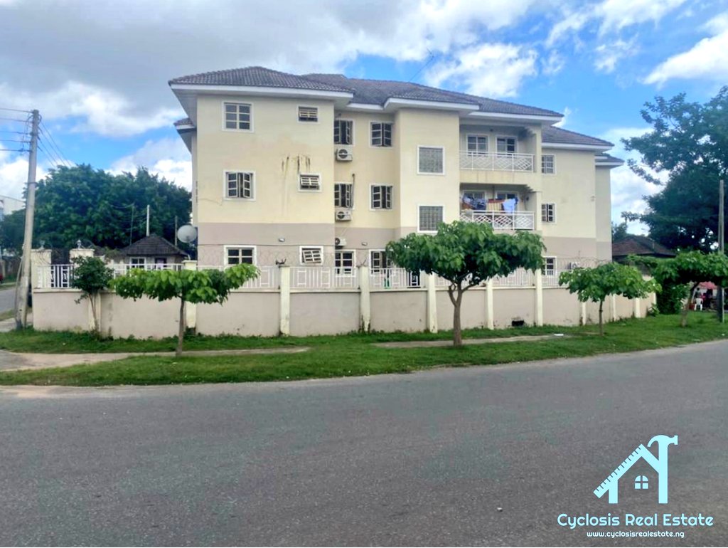 CyclosisRE's tweet photo. Estate 4 Sale
*6 UNITS OF 3 BEDROOM FLATS FOR SALE AT GARKI 2*
6 units of 3 bedroom flats for sale.
Location: *Garki 2, Abuja*🇳🇬
Title: *C of O*.
Price: *#480m.* https://t.co/gS6gq528f9