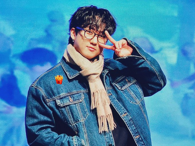 thankfulforbinn's tweet photo. college boyfriend, seo changbin https://t.co/iur90wawRw