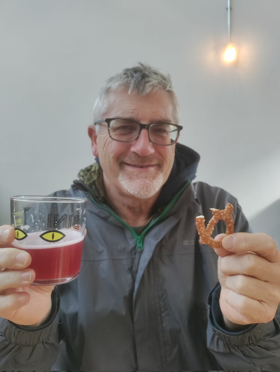 The Eternal Hoptimists (@thoptimists) on Twitter photo A half pint of <a href="/BiniBrew/">Bini Brew Co</a> and pretzels .. John is clearly living his best life in Leeds today!! #beeroclock #beerlovers A half pint of <a href="/BiniBrew/">Bini Brew Co</a> and pretzels .. John is clearly living his best life in Leeds today!! #beeroclock #beerlovers