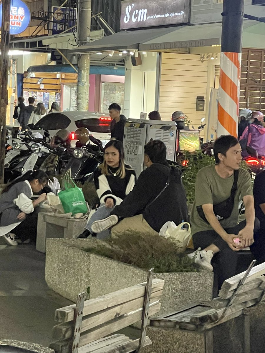 這是哪❓
人爆炸多耶 https://t.co/2IKBiTBJnI