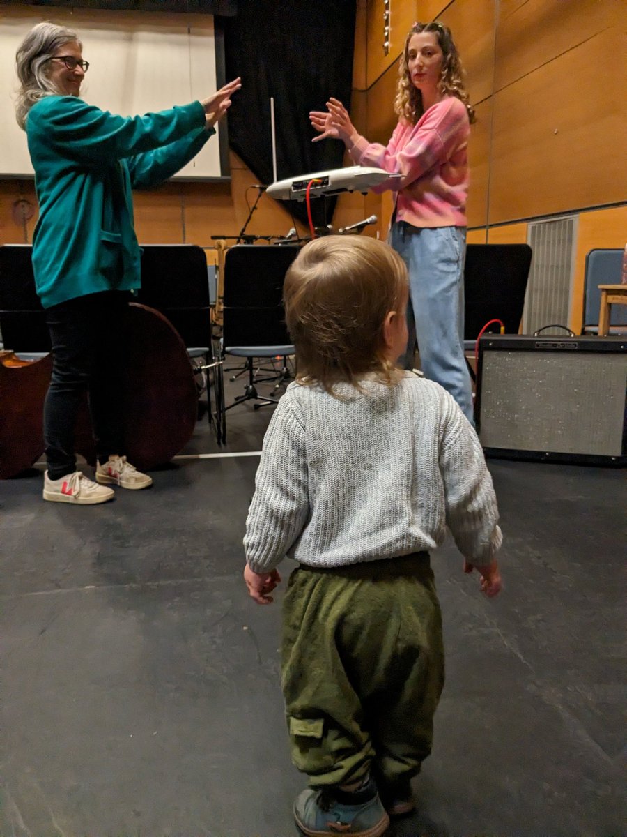 Emma Roche (@msroche) on Twitter photo What a great morning. I have my very own GIObabies. Like improv ducks to water. Thanks <a href="/GIO_Glasgow/">GIO</a> <a href="/unabass/">Dr Una MacGlone</a> #proudmammy What a great morning. I have my very own GIObabies. Like improv ducks to water. Thanks <a href="/GIO_Glasgow/">GIO</a> <a href="/unabass/">Dr Una MacGlone</a> #proudmammy