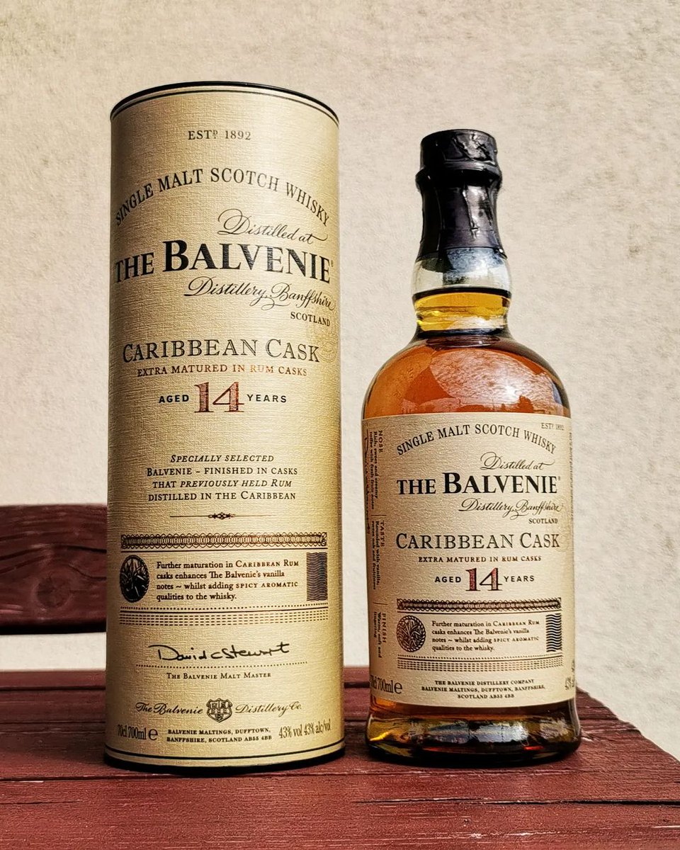 A harmonious marriage of The Balvenie’s traditional smooth, honeyed character with notes of toffee and fresh fruit, our Caribbean Cask 14 Year Old epitomizes the essence of cask finishing. Who are you sharing a dram with? (IG): whisky_vandit