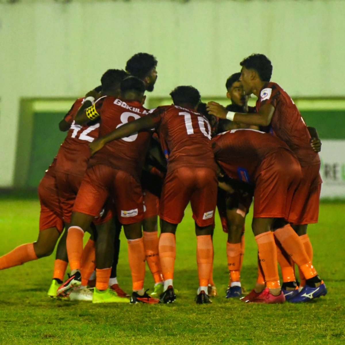 GokulamKeralaFC's tweet photo. 🤜🔥
#GKFC #Malabarians #IndianFootball #ILEAGUE #KPLKickoff #FootballFever\ https://t.co/UqjUtAJe98