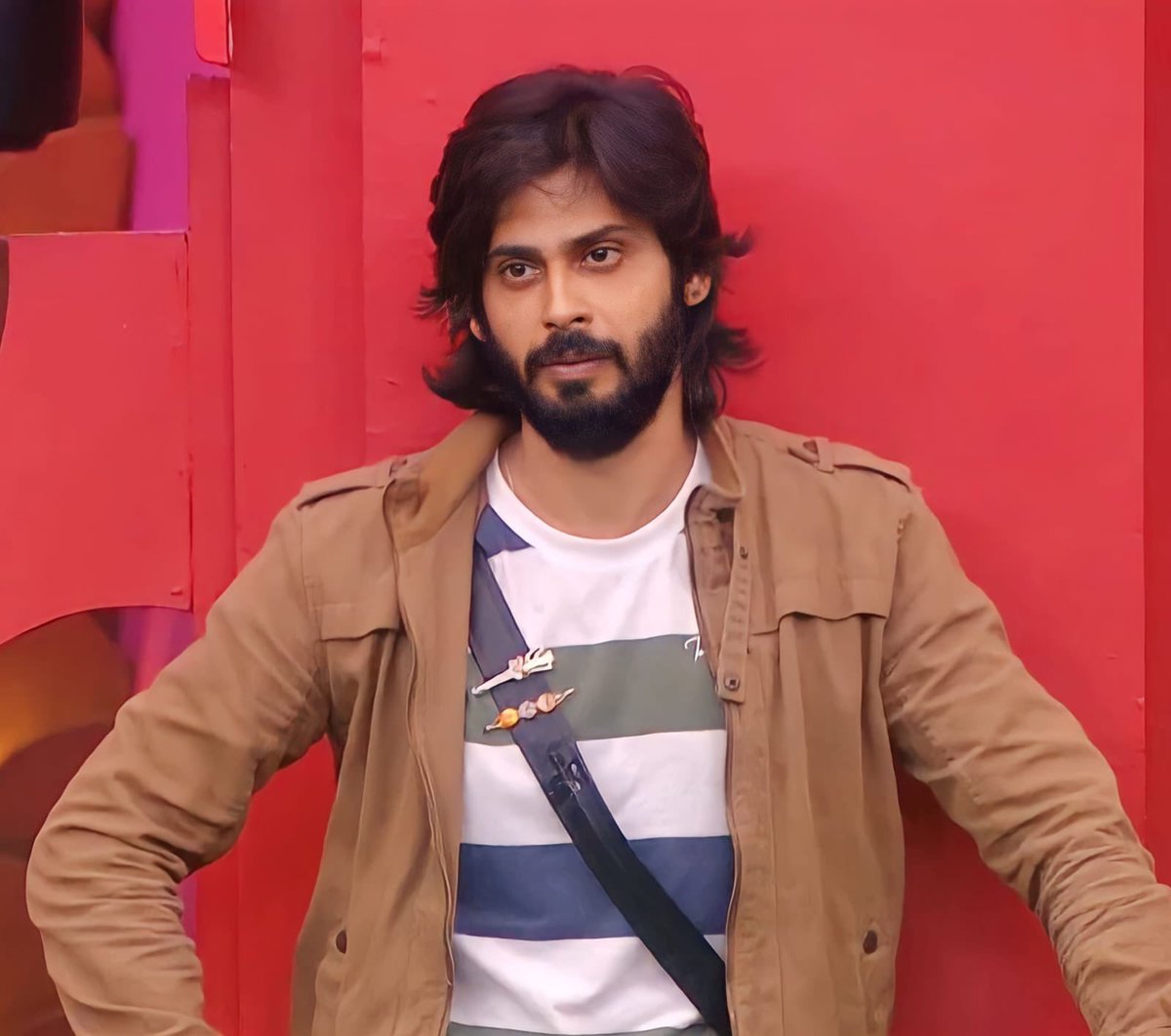 Even when things are tough and people are mean, he keeps going, making his own way..

#voteforamardeep #supportamardeep #amardeep #biggboss7telugu #starmaa